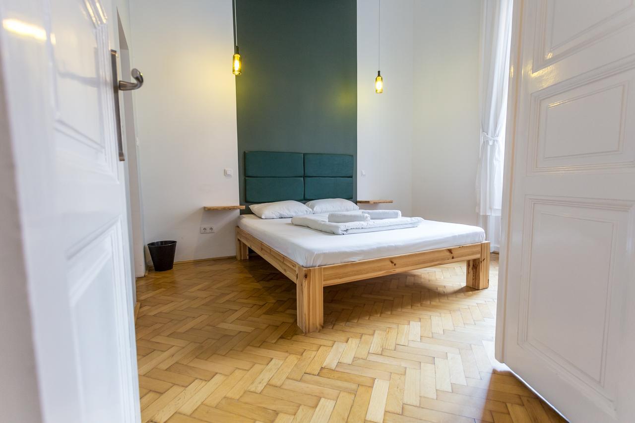 Goodtrip - Eotvos Street * Budapest